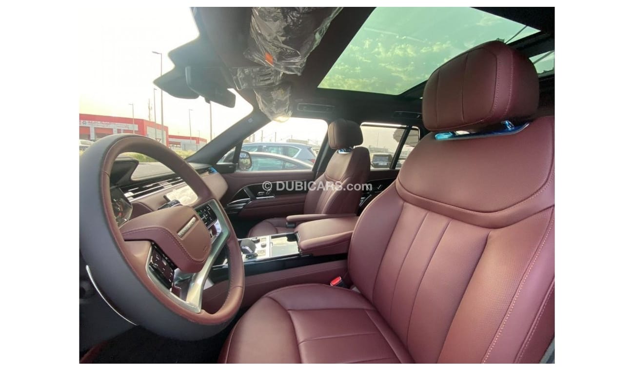 Land Rover Range Rover GOLD COLOR GCC SPEC UNDER WARRANTY AND SERVICE