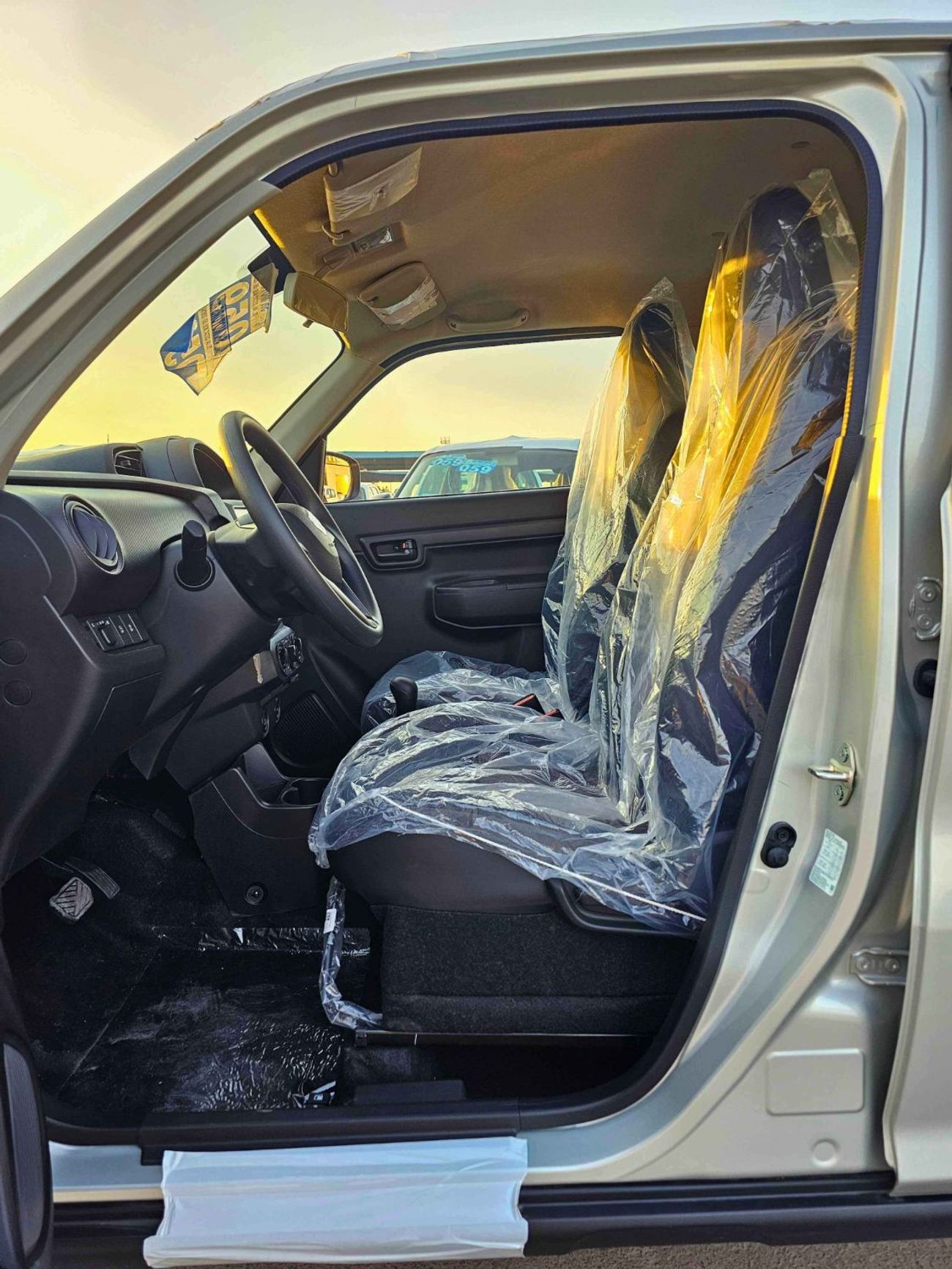 سوزوكي اسبريسو GL / 1.0L V3 A/T PETROL / ALLOY RIMS (CODE # SSPAGL)