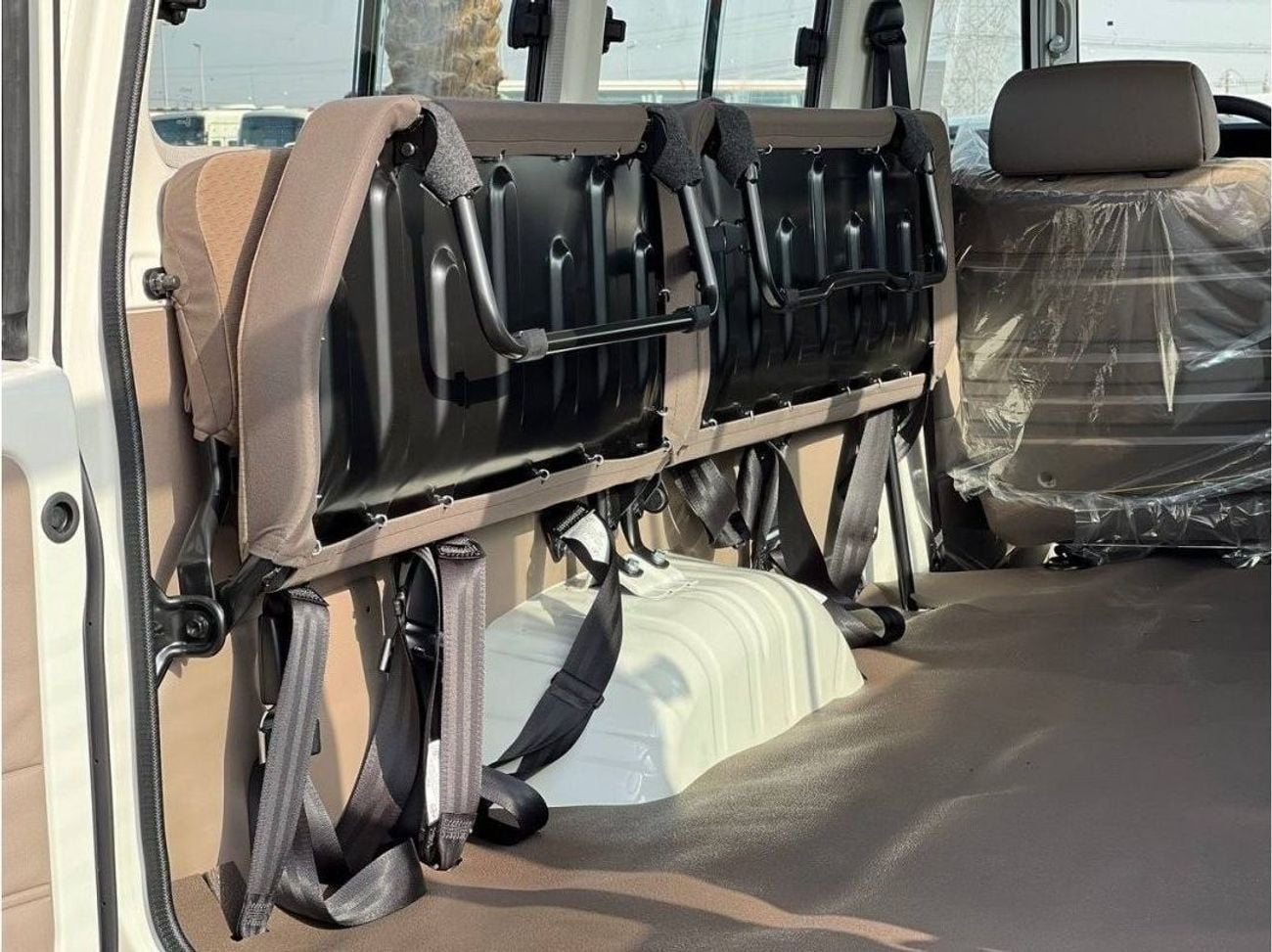 Toyota Land Cruiser 70 LC 78 HARDTOP 4.0L MT LC78 3 DOORS 4.0L PTR M/T // 2026 // STANDARD OPTION // SPECIAL OFFER // BY FO