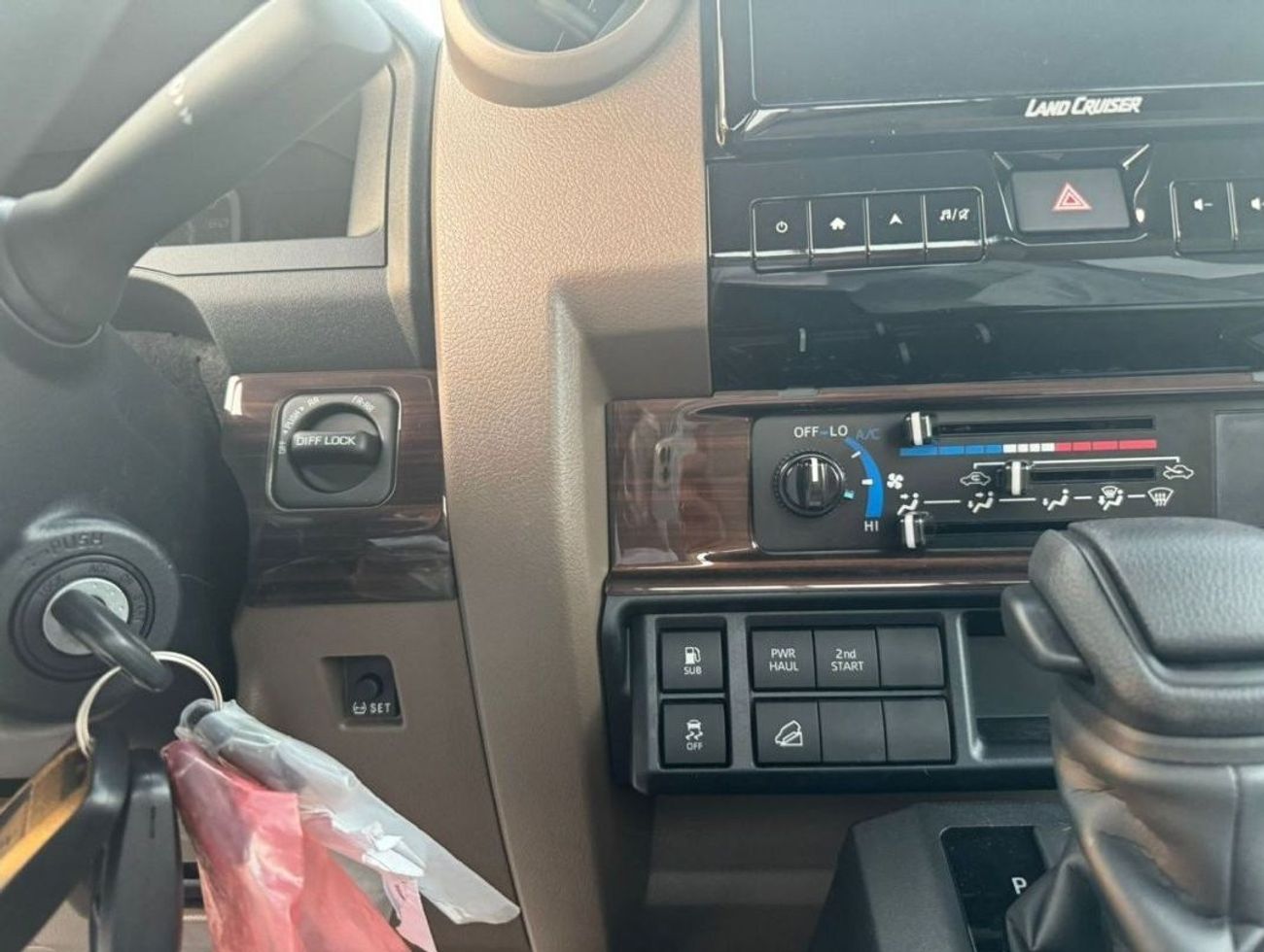 Toyota Land Cruiser Pick Up 2.8L DIESEL SINGLE CABIN AUTOMATIC 2024