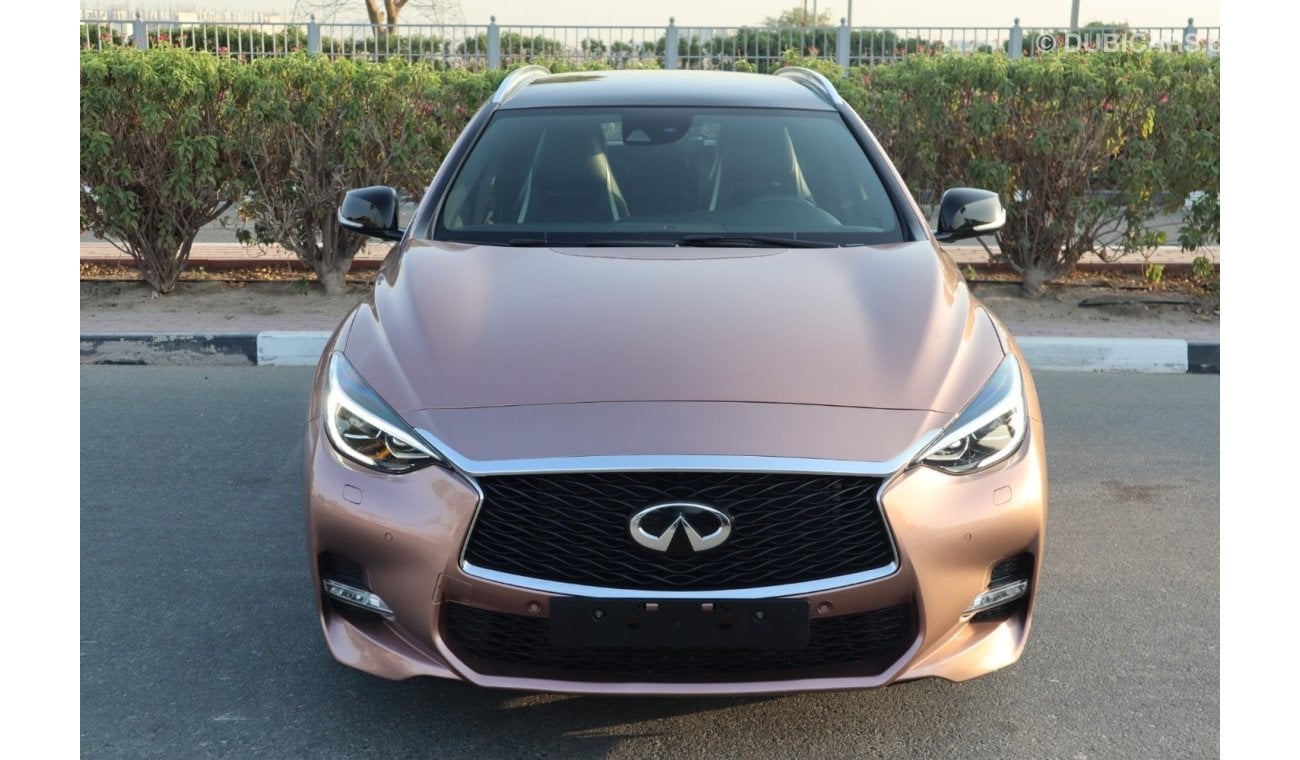 Infiniti Q30 Sport