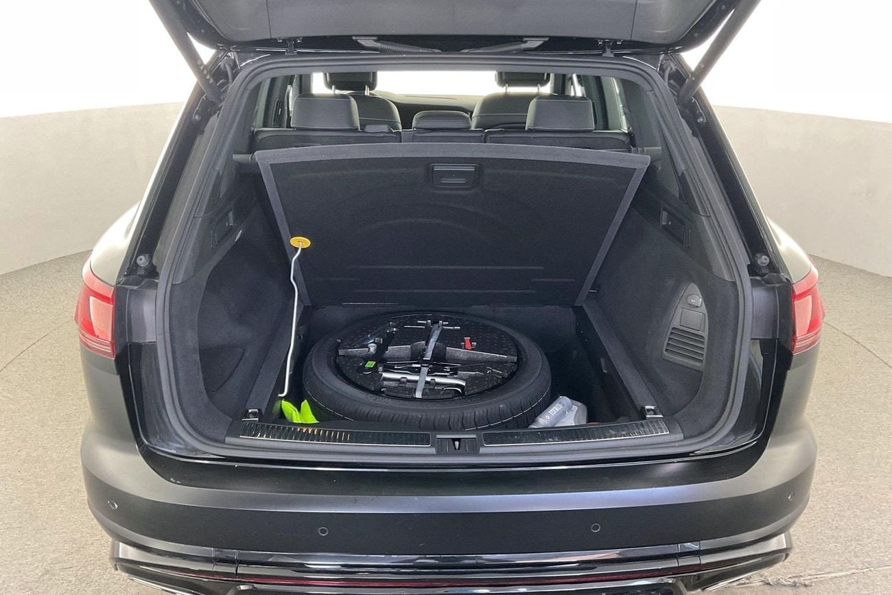 فولكس واجن طوارق R-Line | upto AED 20,000 Ramadan Discount | شامل الضمان | 0 ﺪﻔﻋﺓ ﺃﻮﻟﻯ