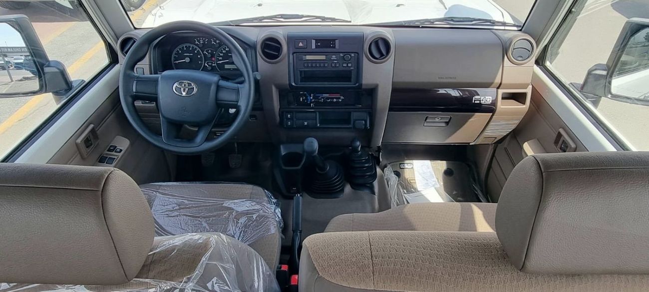 تويوتا لاند كروزر 70 TOYOTA LAND CRUISER LC78 4.0L 3-DOOR M/T MY 2025