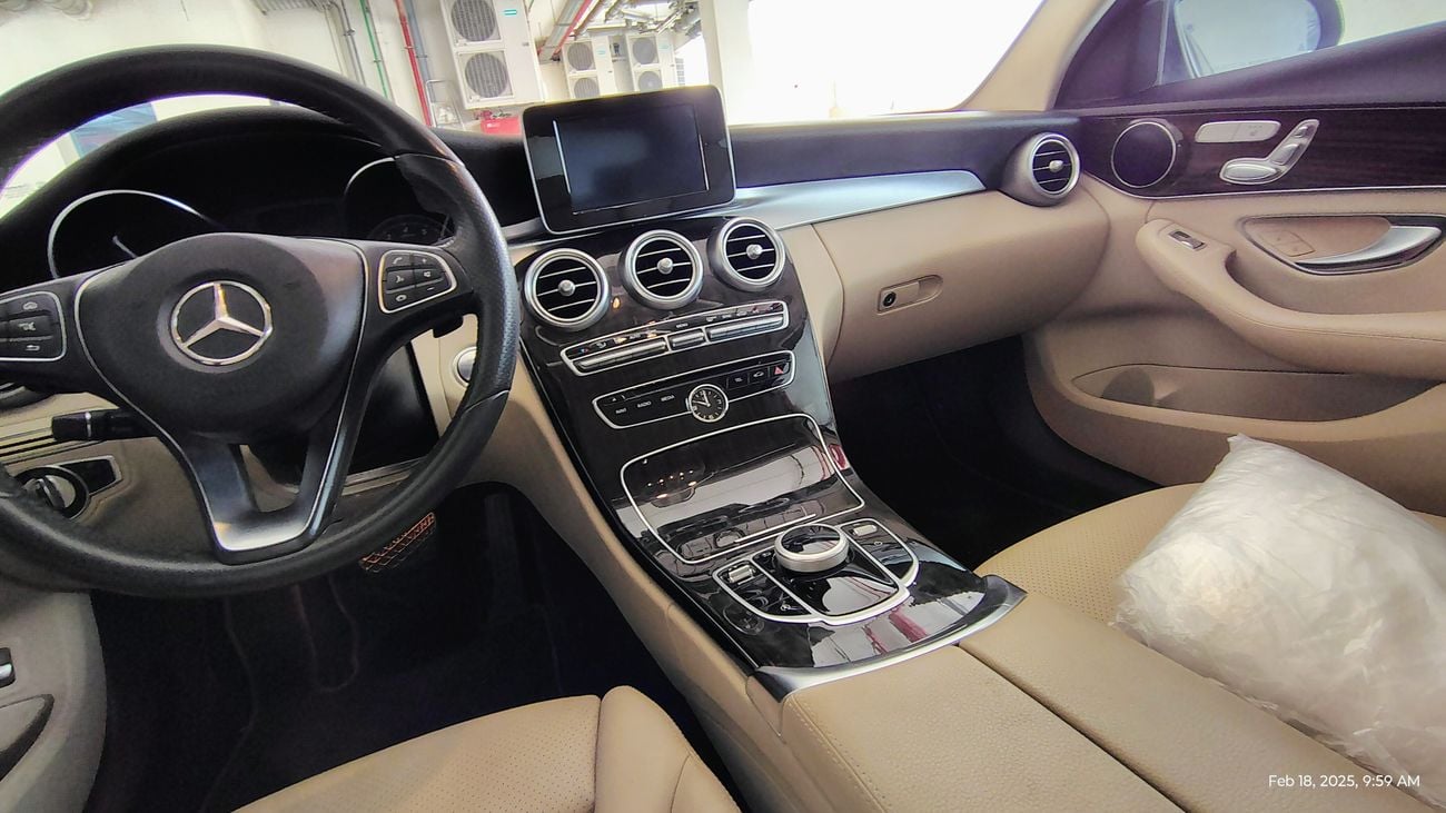 Mercedes-Benz C 300 Standard