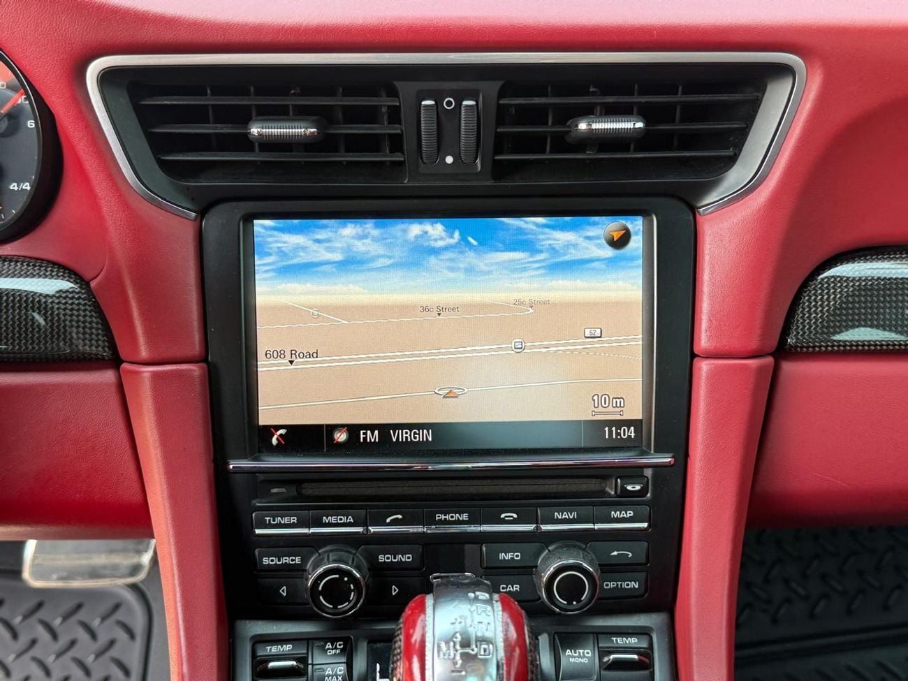 Porsche 911 Carrera 3.6L Coupe PORSCHE CARRERA 911 2013 GCC CARBON FIBER FULL SERVICE HISTORY SPECIAL EDITION 3