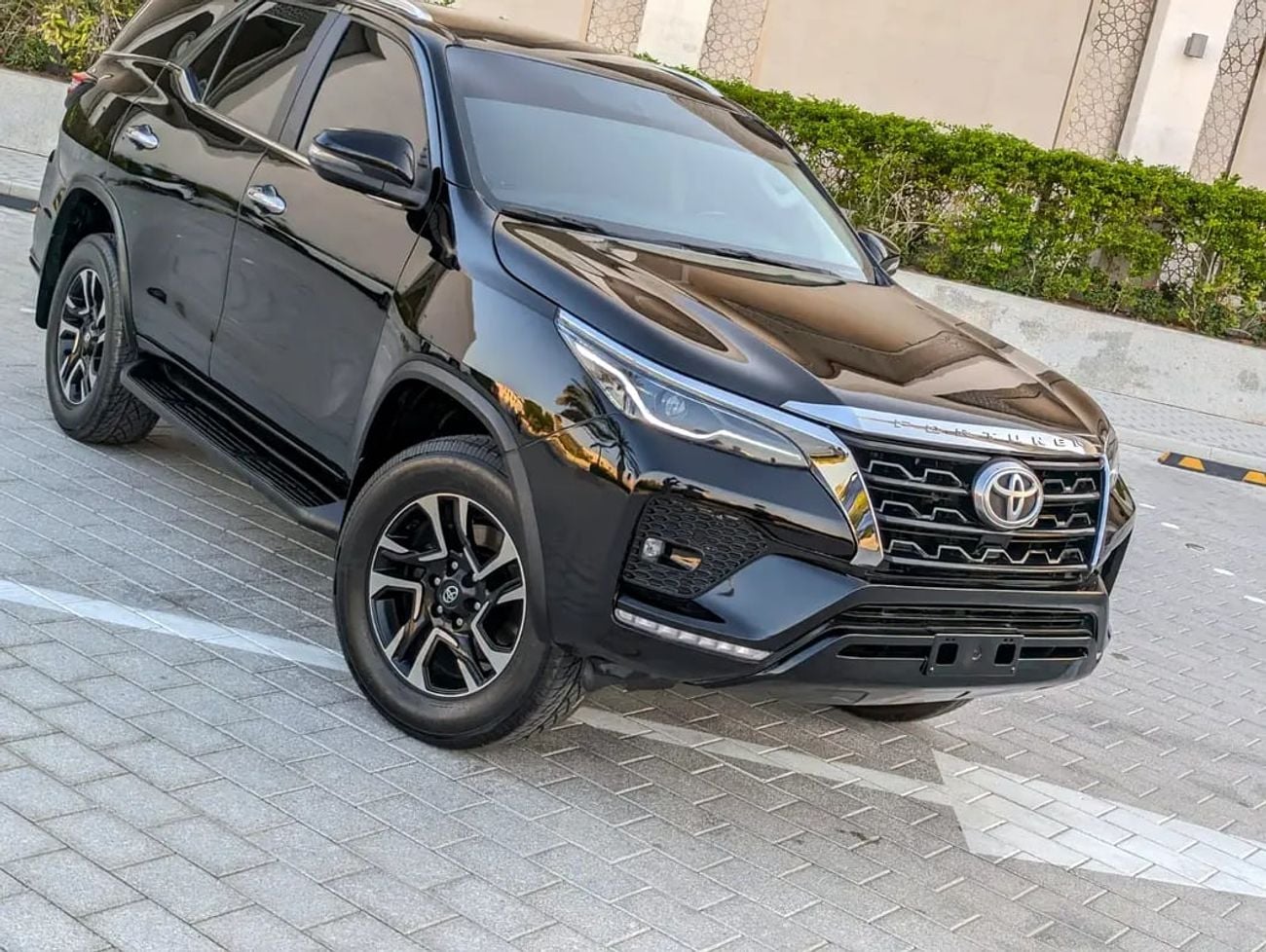 Toyota Fortuner EXR FACELIFTED GCC V4 2.7L IN EXCELLENT CONDITION