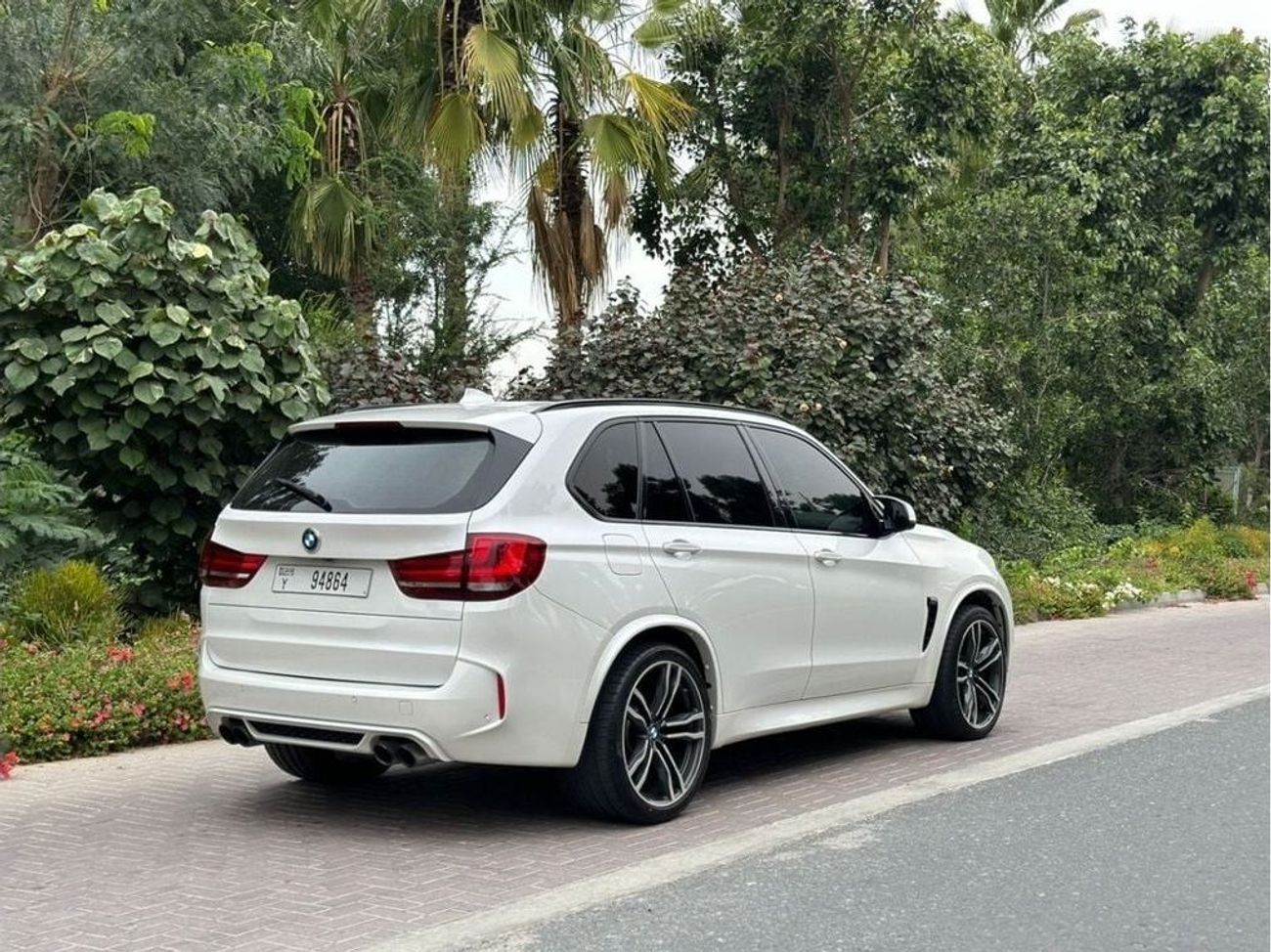 بي أم دبليو X5 M إكسكلوسيف Std 4.4L | V8 Twin-Turbo 567 HP | 2018 | xDrive (AWD) | Low mileage | Perfect Condition