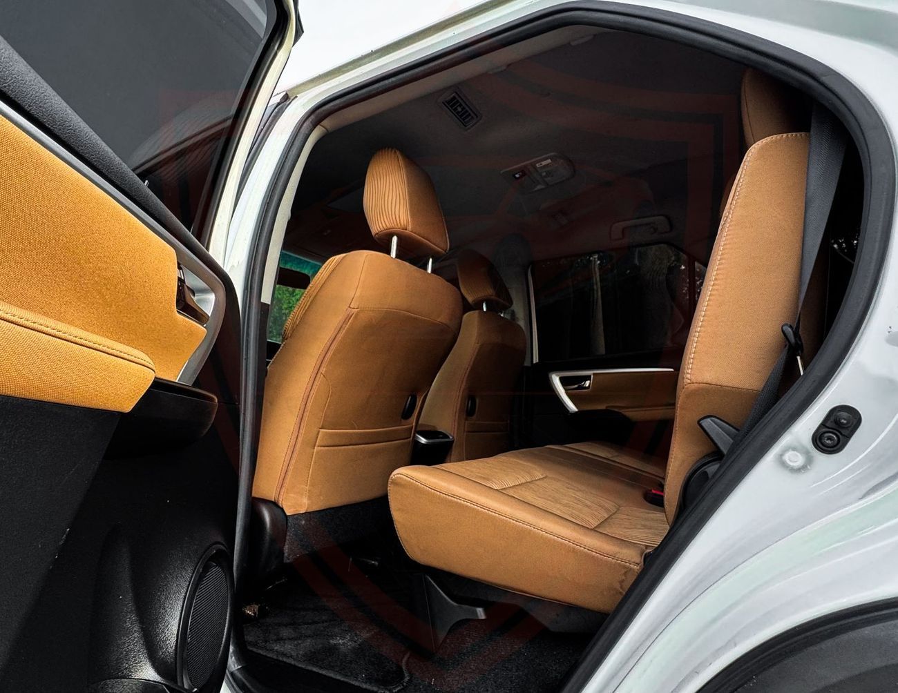 تويوتا فورتونر تويوتا فورتشنر | 6 أسطوانات | 4.0 لتر | 2019 | خليجي | خالية من الحوادث | بحالة ممتازة | 1726 شهرياً