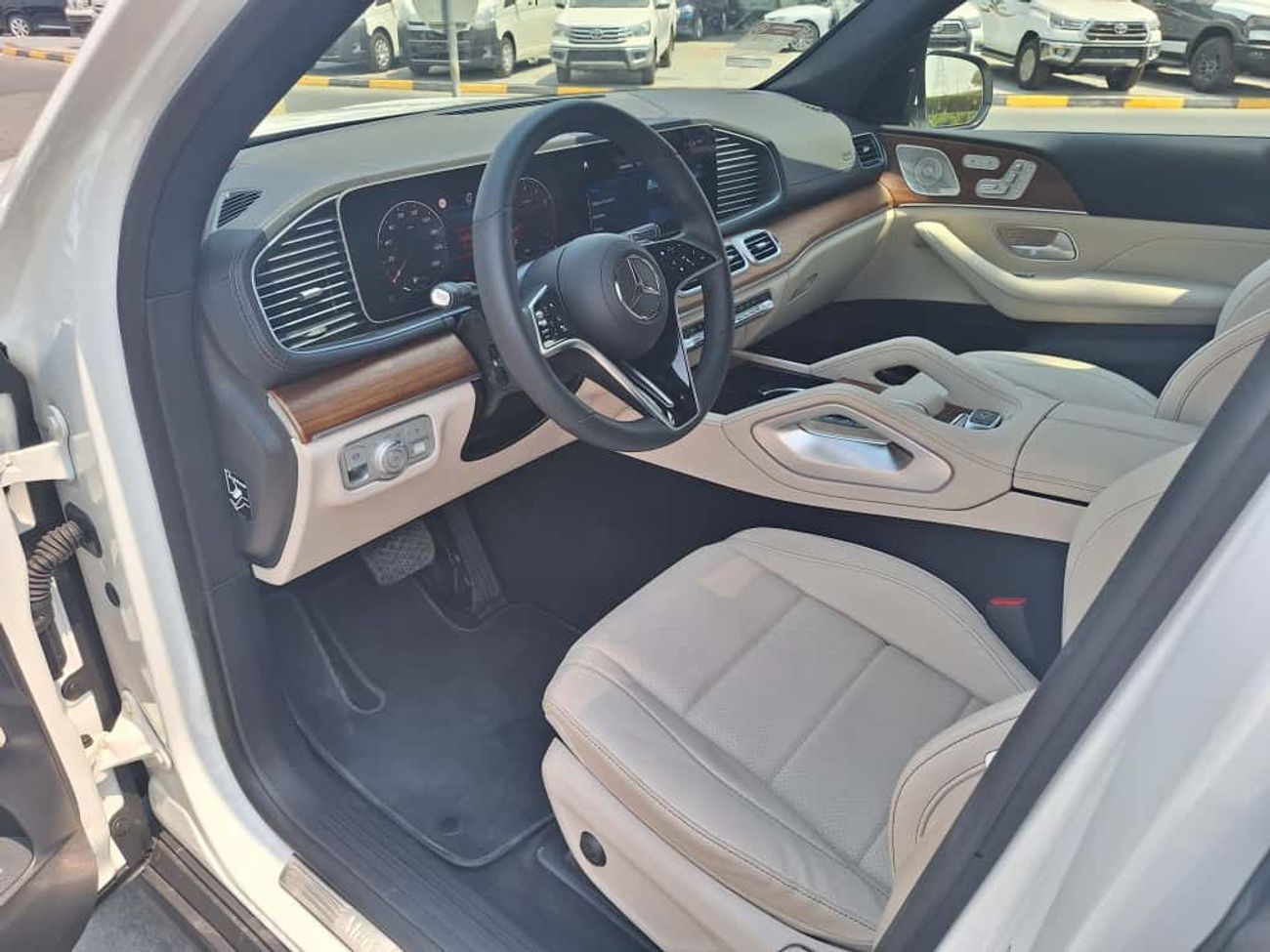 مرسيدس بنز GLS 450 4MATIC