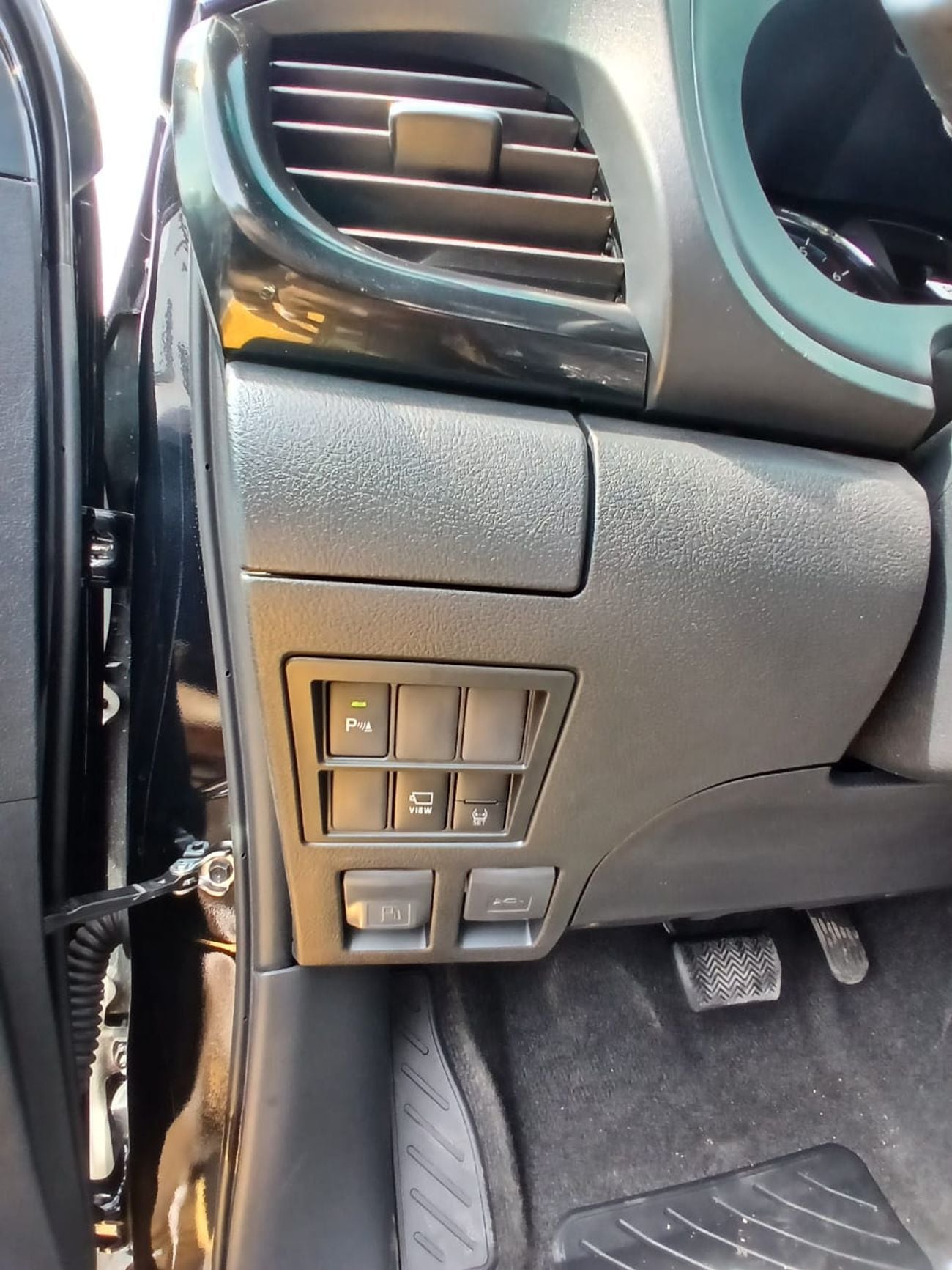 تويوتا هيلوكس | Toyota Hilux Adventure 4.0L V6 | Double Cabin Pickup | Petrol | 4WD | GCC Specs | Exp