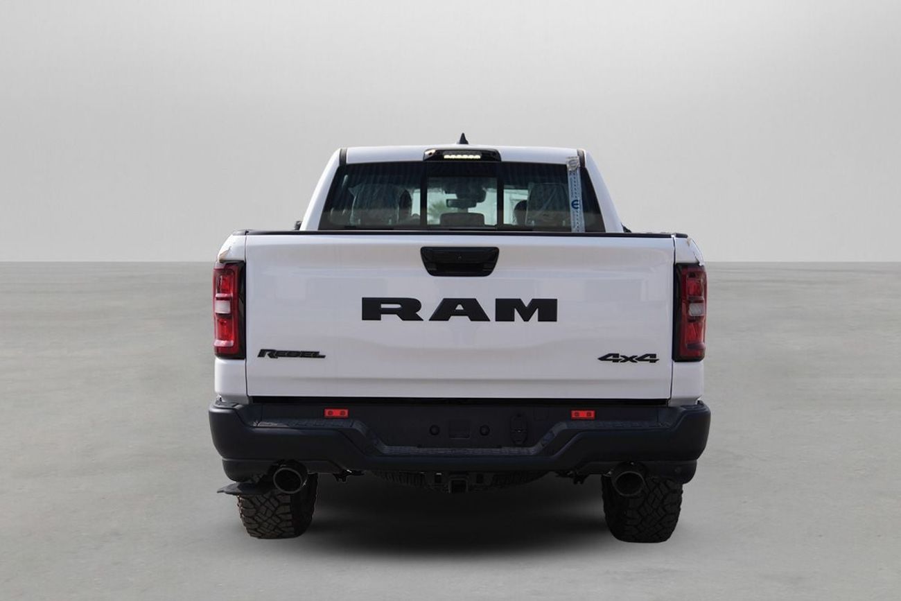 رام 1500 Rebel 5.7L Crew Cab Utility (5 Seater)