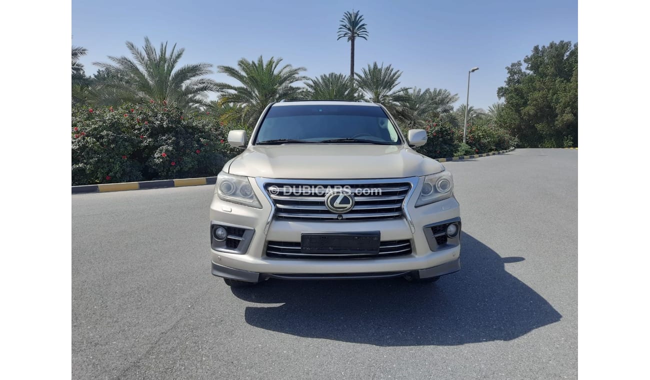 Lexus LX 570 Sport Platinum Lexus LX570 model 2015 Excellent Condition