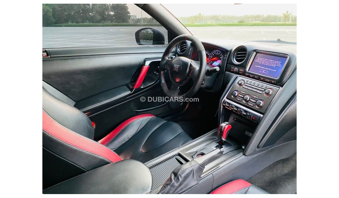Nissan GTR Std Std Nissan GT-R 2016 GCC full option Alfa 6 perfect condition original paint
