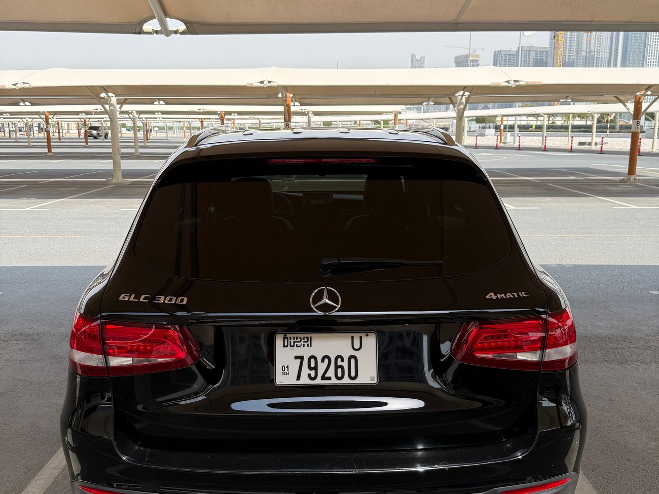 مرسيدس بنز GLC 300 E 4MATIC PREMIUM