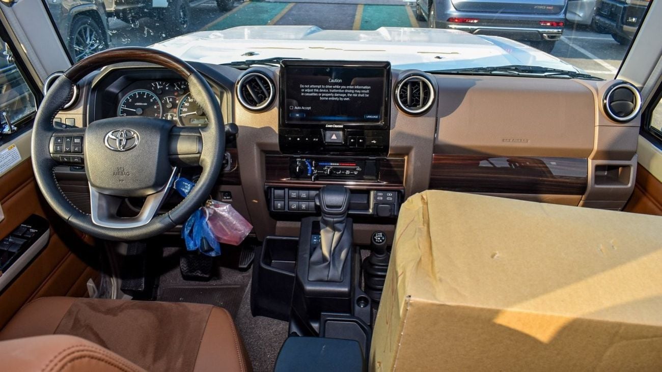 Toyota Land Cruiser 70 4.0L V6 A/T