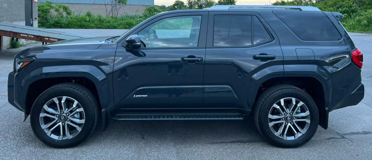 Toyota 4Runner Limited 7-Seater