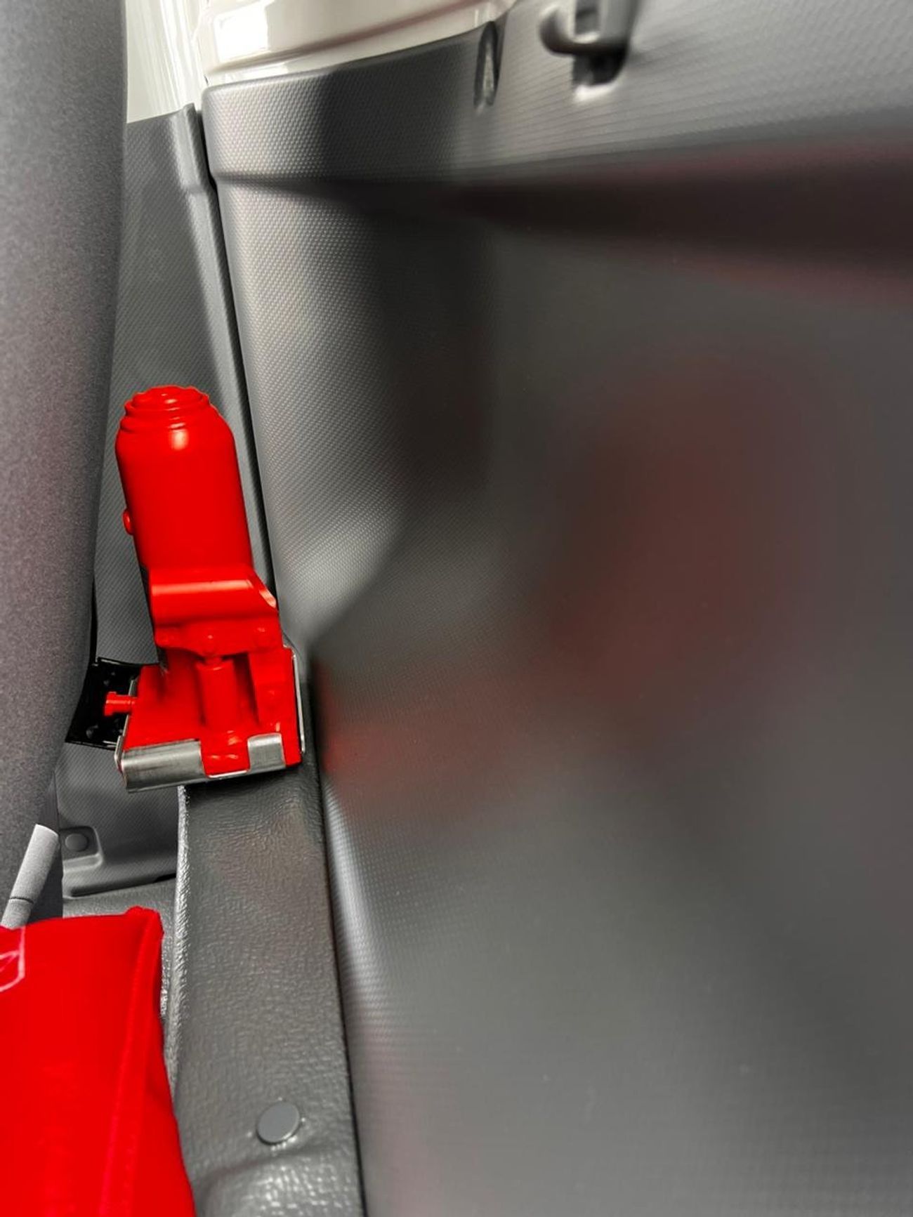 إيسوزو NPR إيسوزو -إن بي آر 2025