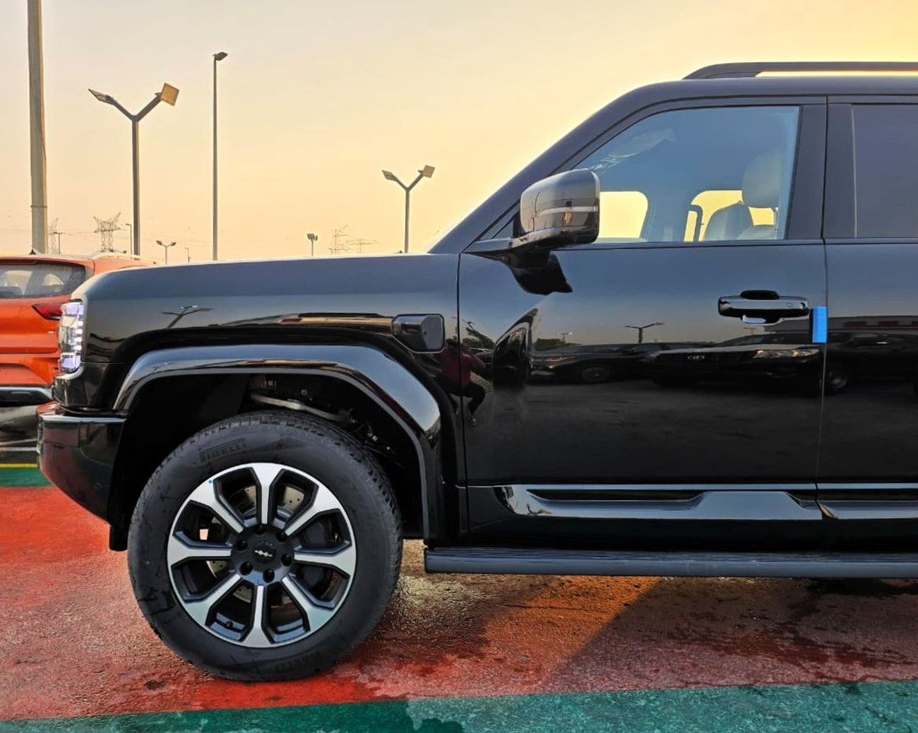 BYD Leopard 5 BYD Leopard 5 1.5 T PHEV 2025 Black (FOR EXPORT )