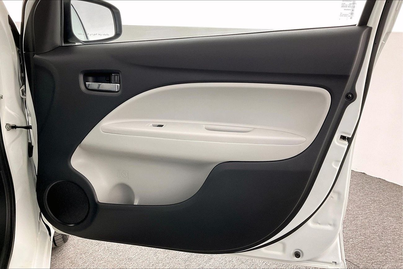 أم جي RX8 Standard | شامل الضمان | 0 ﺪﻔﻋﺓ ﺃﻮﻟﻯ