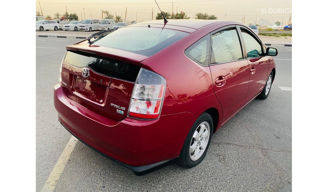 تويوتا برياس 2005 TOYOTA PRIUS MID OPTION FREASHLY IMPORTED VEHICLE FROM AMERICAN CLEAN INSIDE AND OUTSIDE READY 