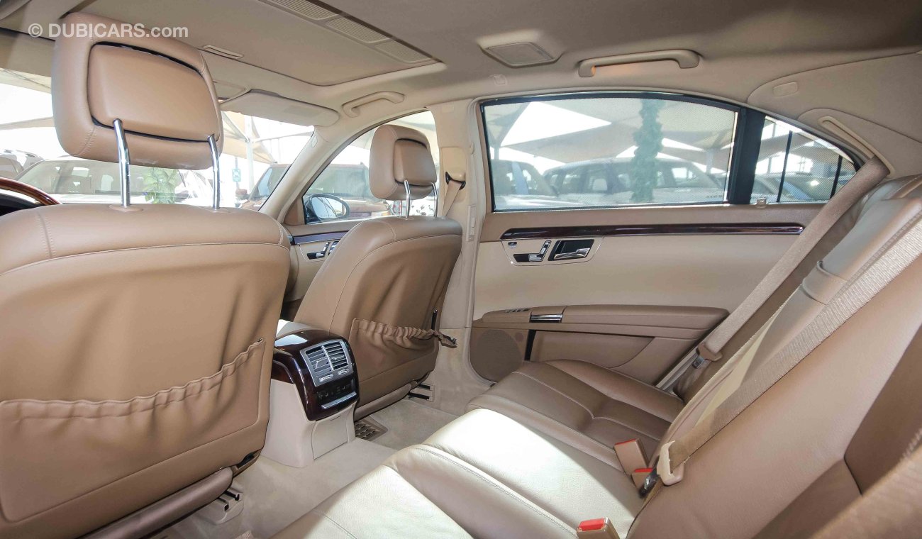 Mercedes-Benz S 350 FULL SERVICE HISTORY GCC SPECIFICATION