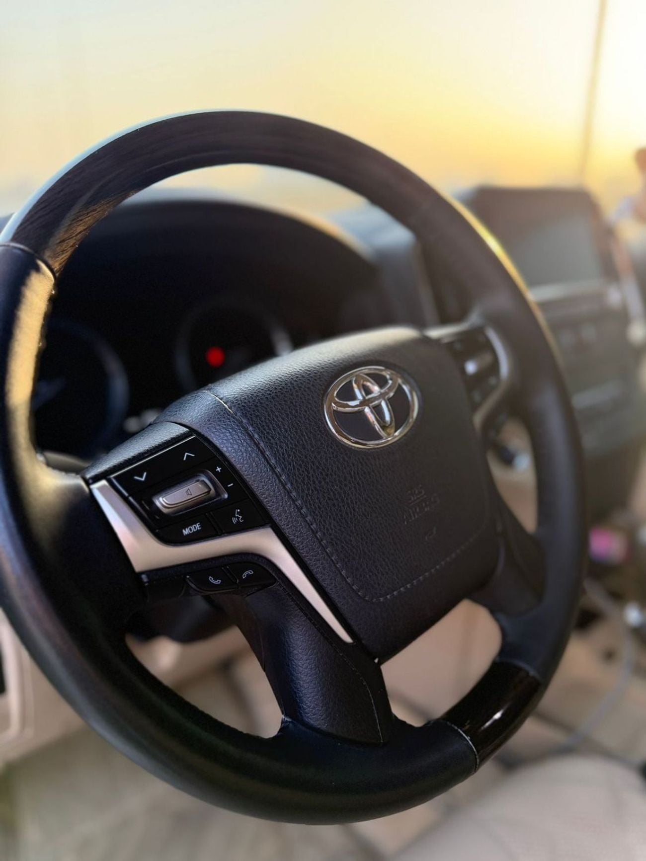 تويوتا لاند كروزر GXR 4.6L