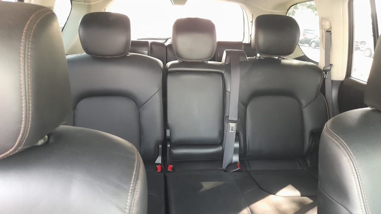 نيسان باترول Platinium 5.6cc V8 petrol Auto Right-Hand drive