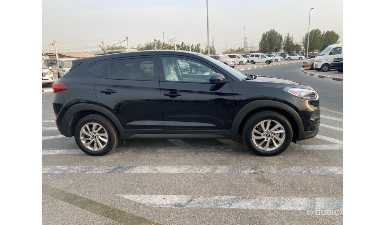 Hyundai Tucson 2017 HYUNDAI TUCSON 2.OL / MID OPTION