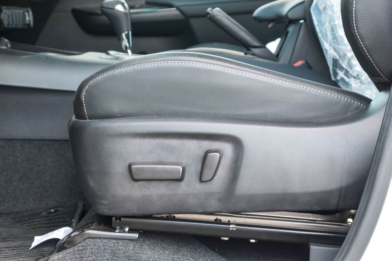 تويوتا هيلوكس GR Sport 4.0L TOYOTA HILUX GR RALLY 4.0L 4WD PETROL PICKUP 2025