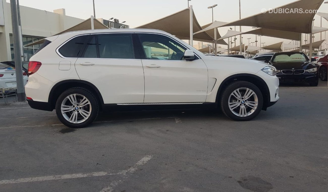 BMW X5 Model 2014 GCC car prefect condition full option low mileage one owner  panoramic roof leather seats