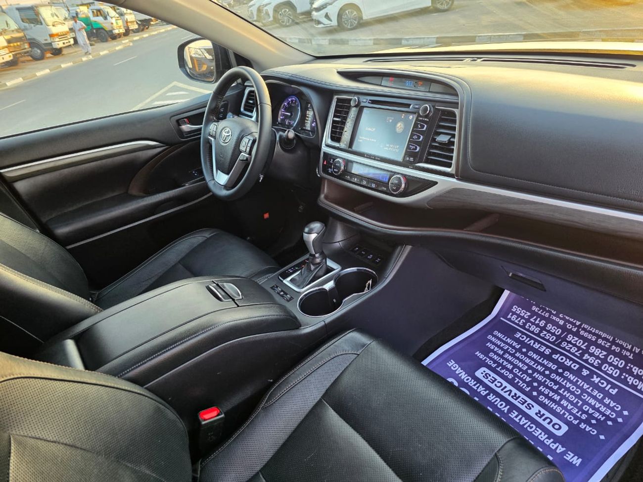 Toyota Highlander 2019 Model Limited Edition Sunroof , AWD, Push button and original leather