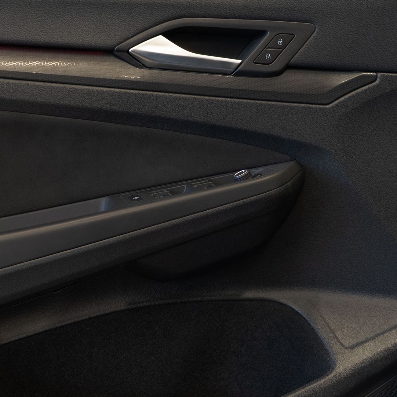 فولكس واجن جولف GTI AED 2,107 pm • 0% Downpayment • VW Golf GTI • Agency Warranty and Service Packa