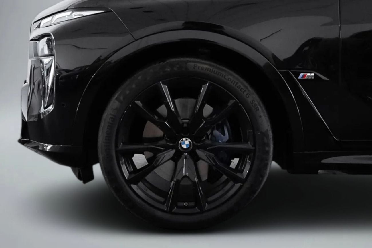 BMW X7 xDriveM60i (6 Seats)