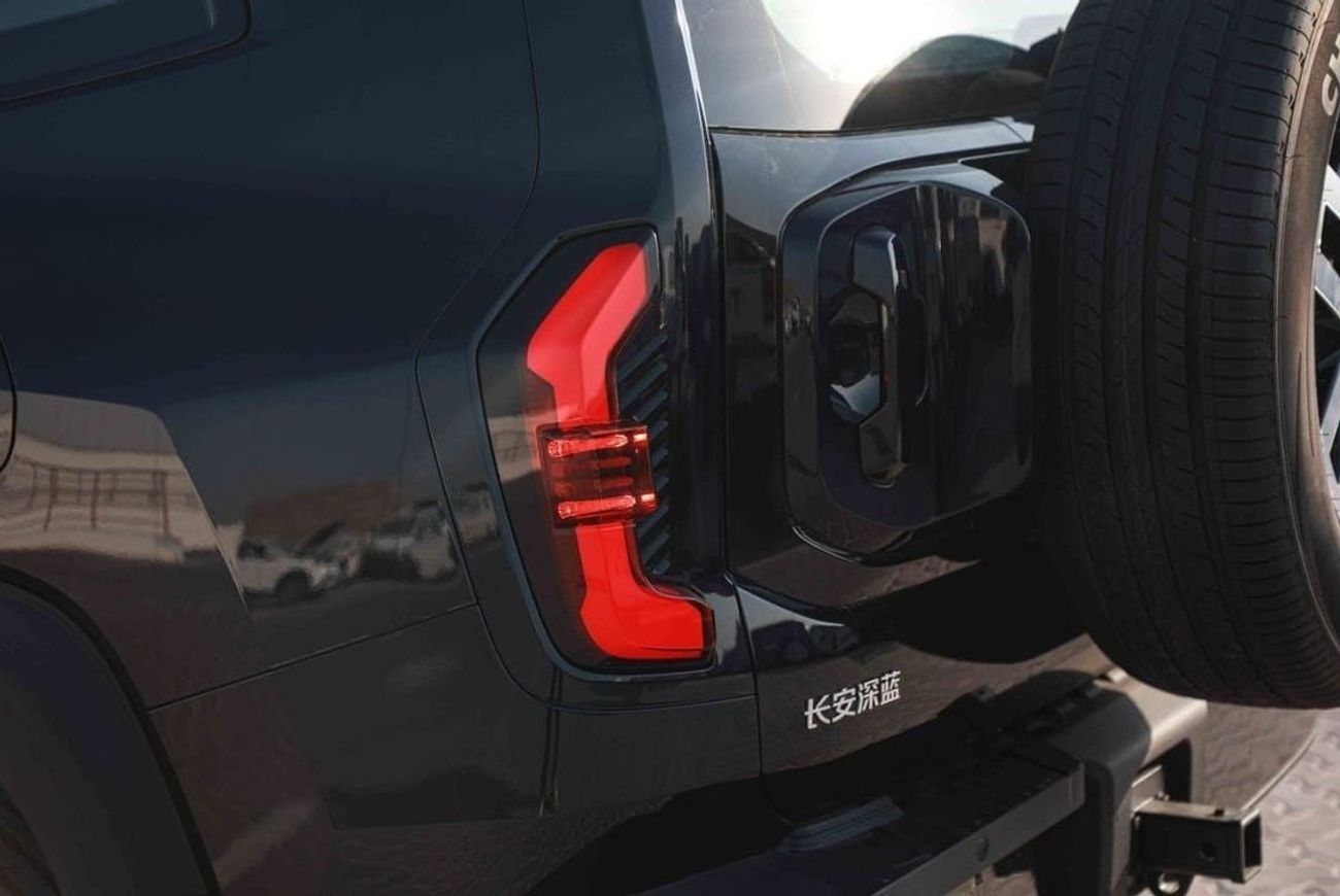 Changan Deepal G318 2024 Changan Deepal G318 Comfort - Plug-in Hybrid - Black inside Blue