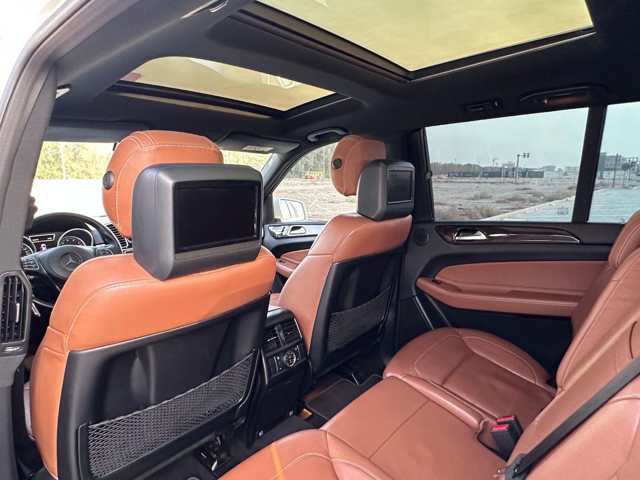 Mercedes-Benz GLS 400 MERCEDES GLS-400 2019 GCC // ORGINAL PAINT // ACCIDENT FREE // PERFECT CONDITION