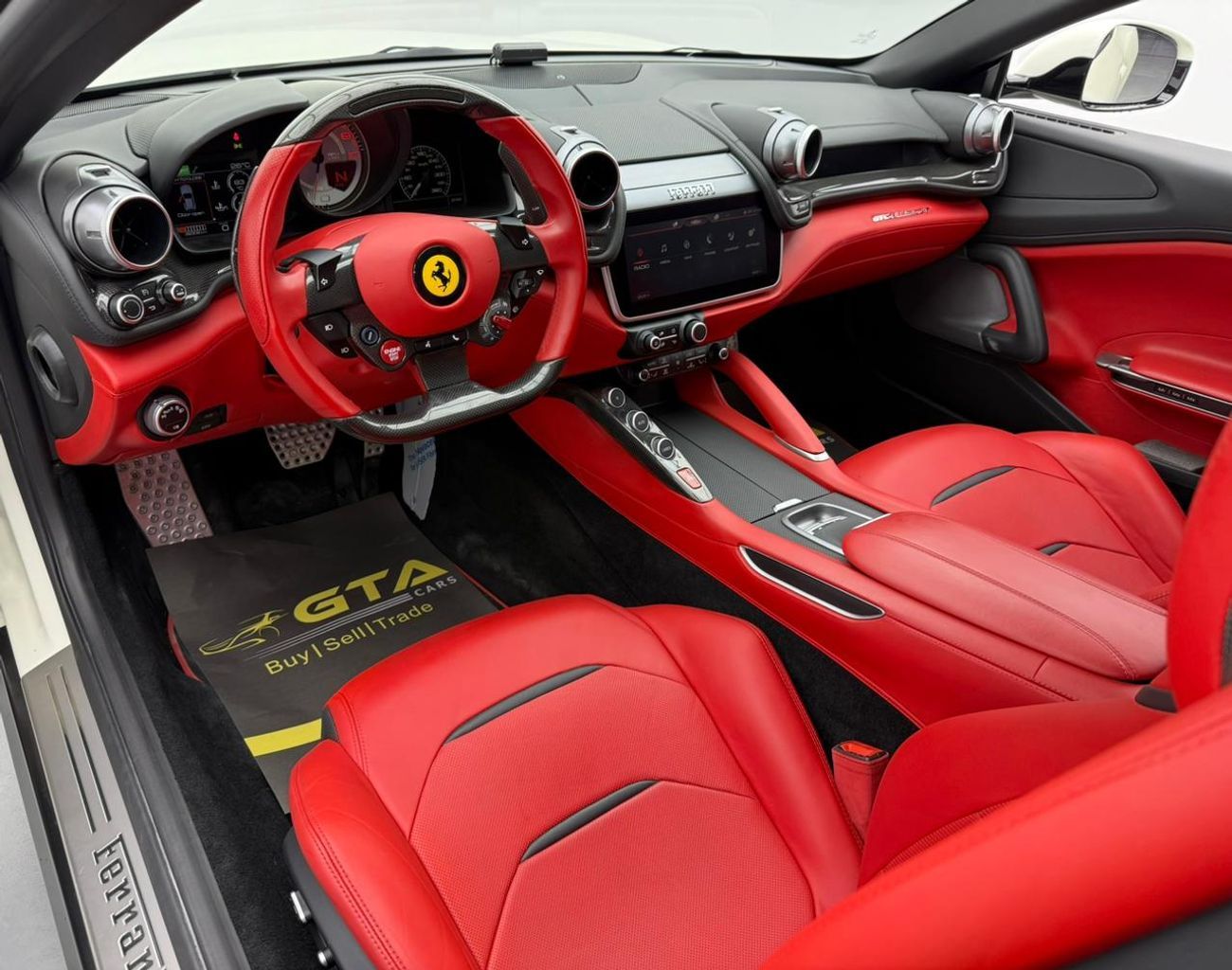 فيراري جي تي سي 4  لوسو 2018 Ferrari GTC4Lusso T, Full Ferrari Service History, Very Low Km, Excellent Condition, Japanese