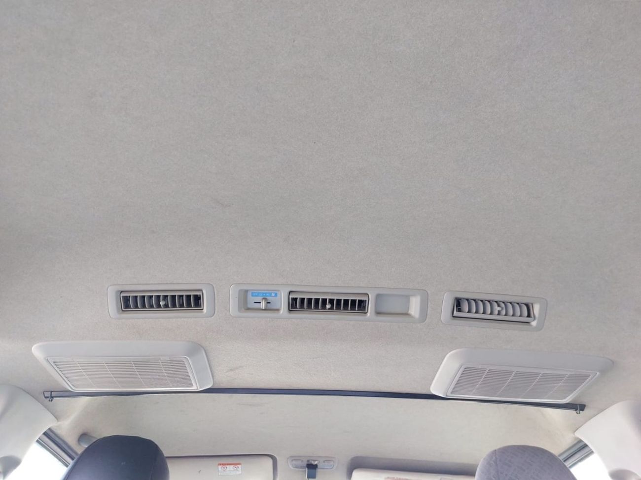 Toyota Hiace TOYOTA HIACE VAN RHD 2007 MODEL 2.0 L PETROL AUTOMATIC(PM71193)