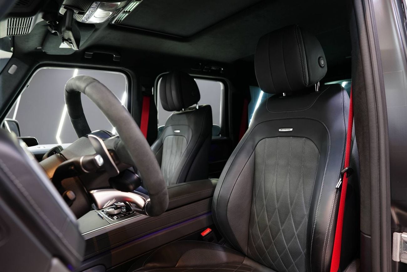 مرسيدس بنز G 63 AMG 4x4² هيكل خارجي/داخلي من ألياف الكربون، رف سقف، محاور بوابة، مواصفات خليجية!!