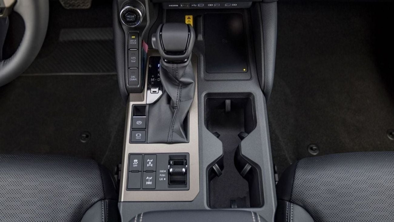 Toyota Prado (LHD) TOYOTA PRADO 250 2.4P AT FIRST EDITION MY2025 – SAND & GREY ROOF