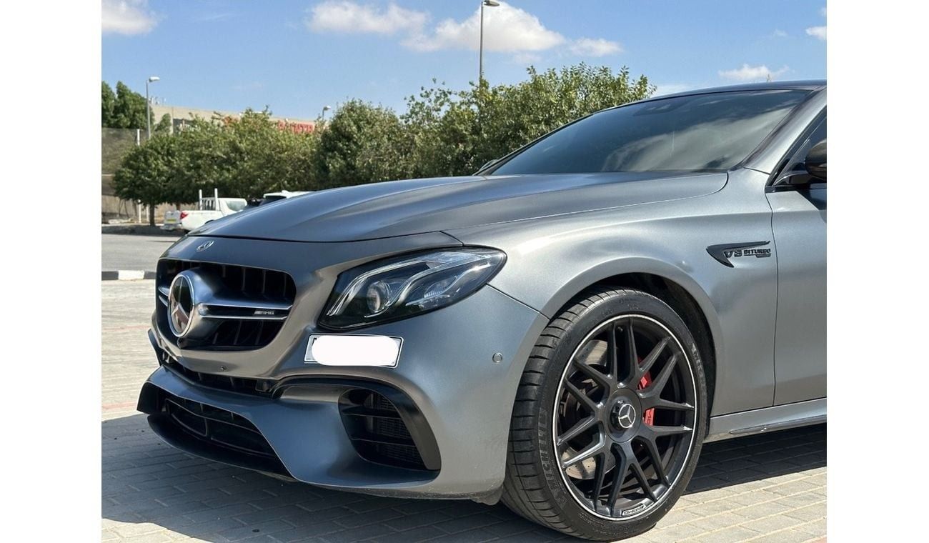 Mercedes-Benz E 63 AMG