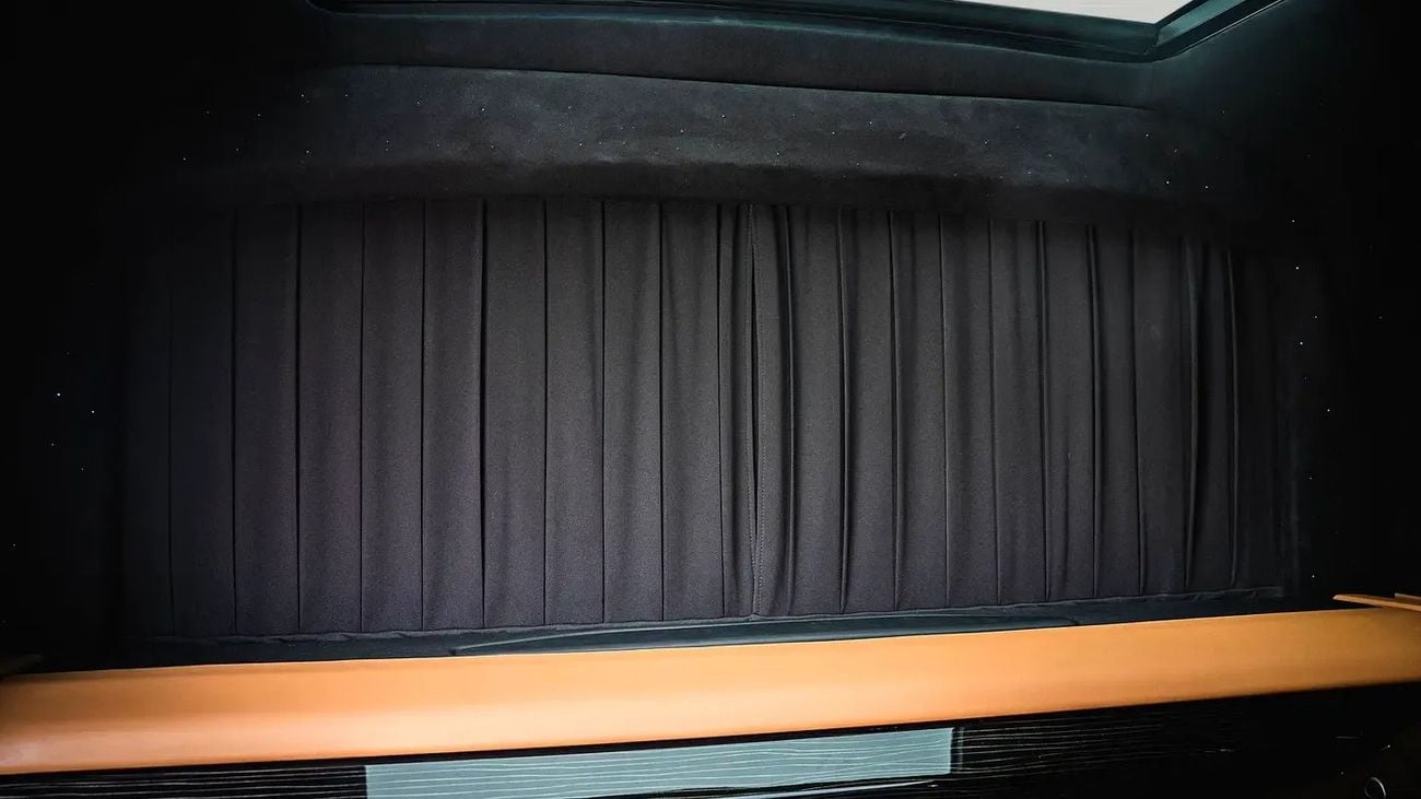 لاند روفر رينج روفر SV Autobiography