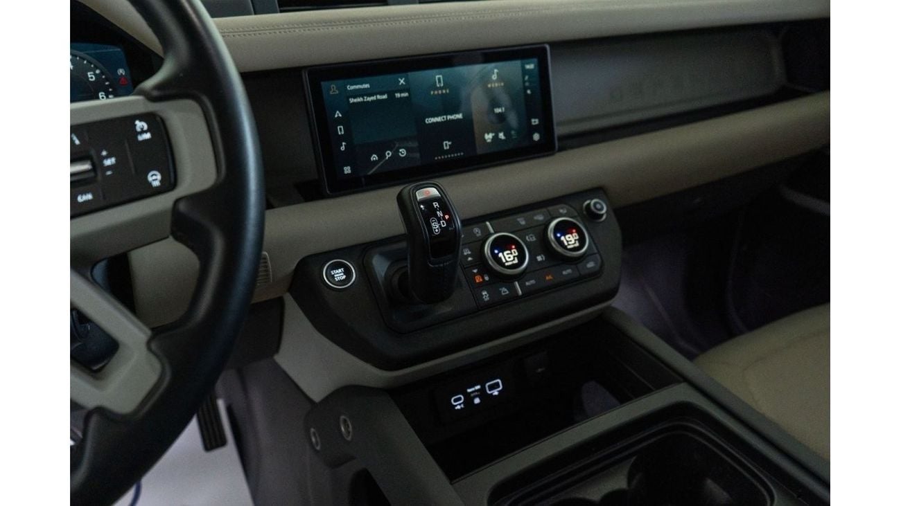 لاند روفر ديفندر P400 110 اول نسخة