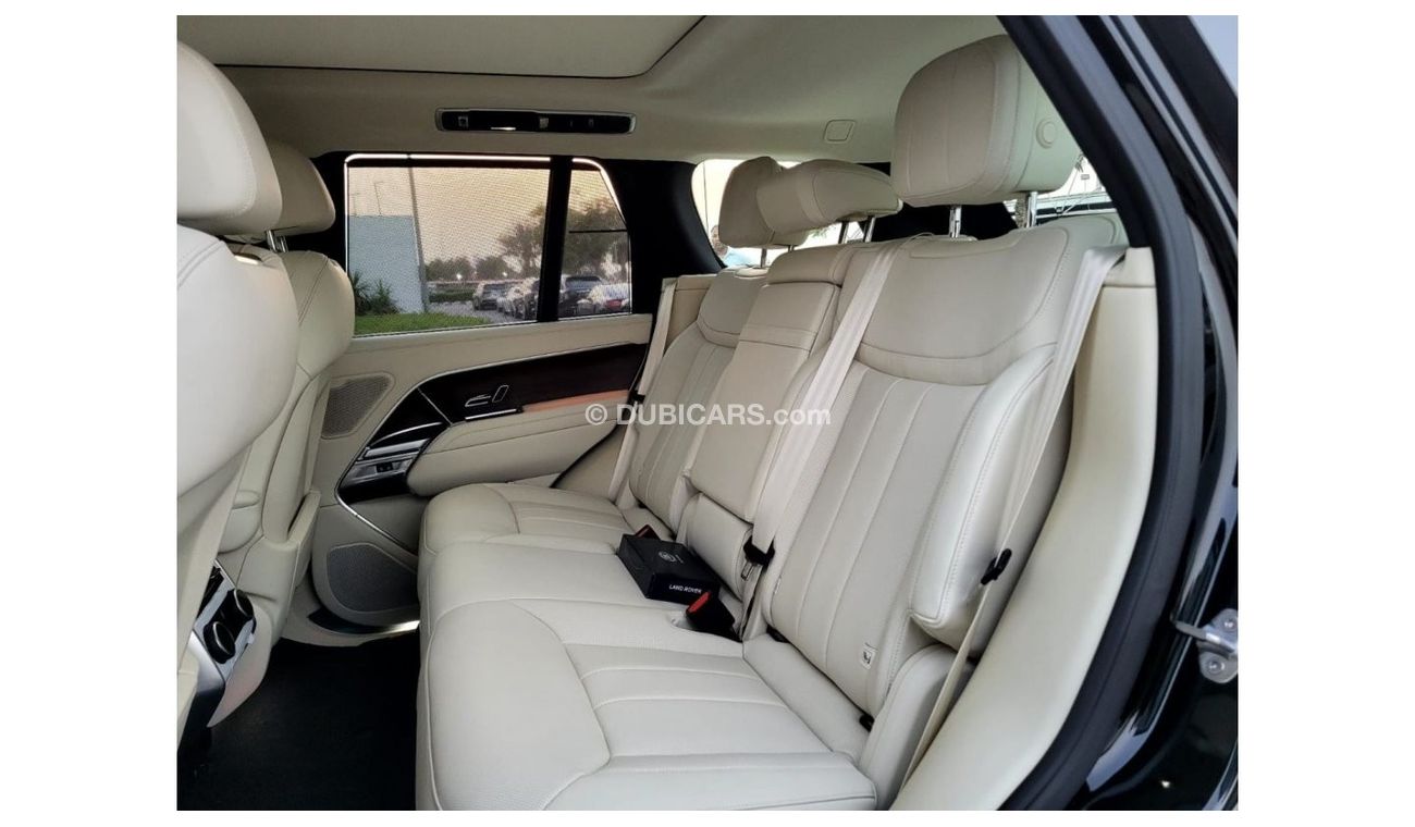 Land Rover Range Rover V8 / GCC Spec / With Warranty & Service