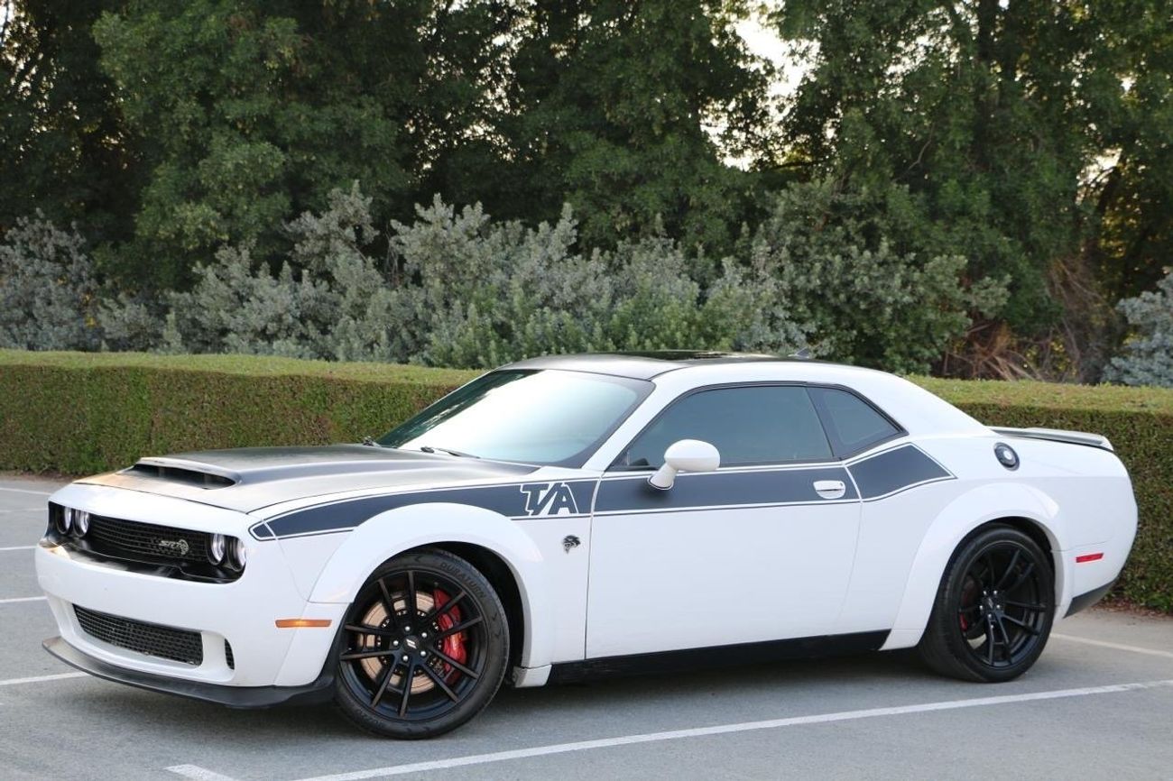 دودج تشالينجر SRT 392 دودج تشالنجر اس ارتي تا اي قير عادي وارد امريكا