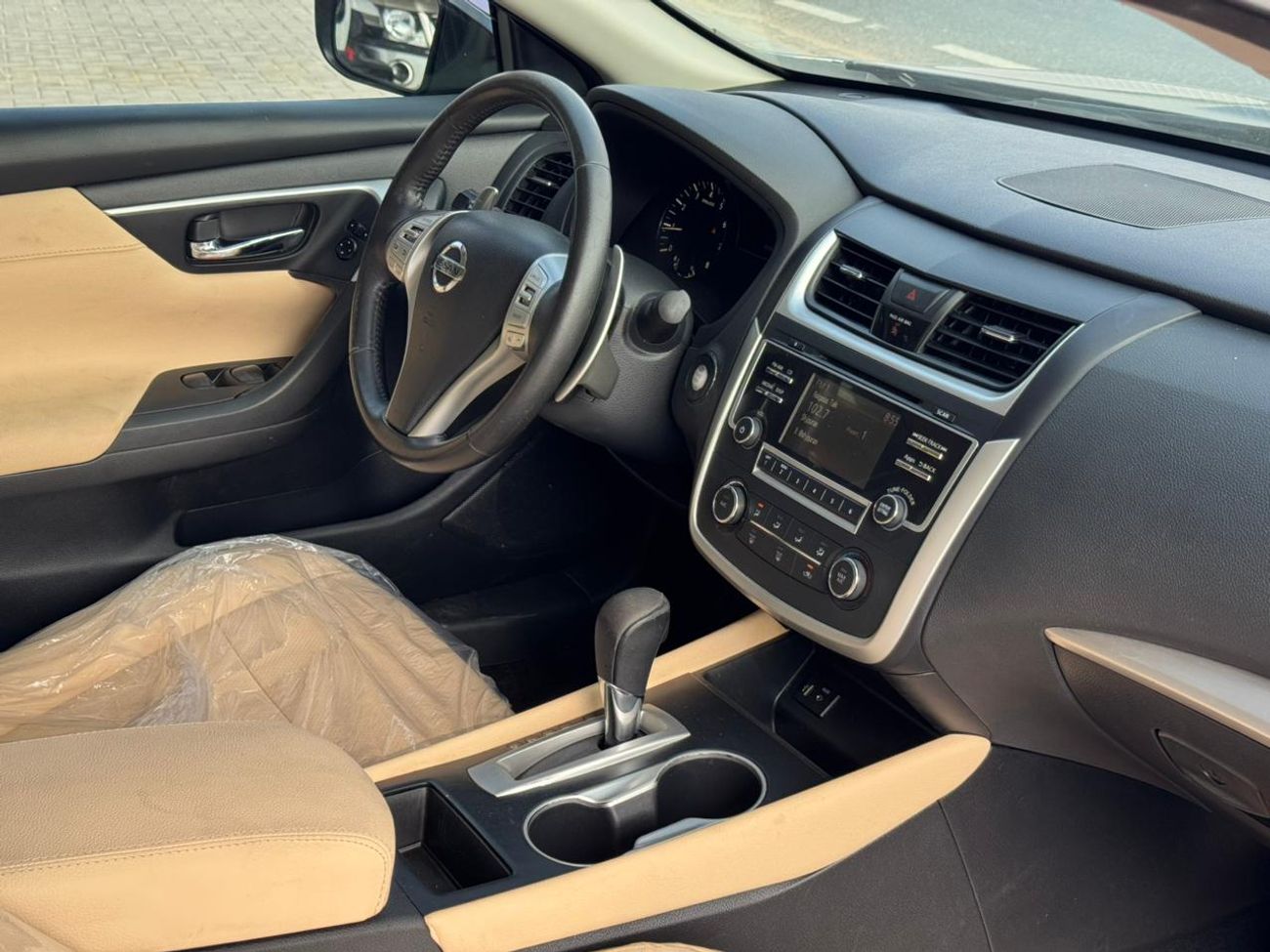 Nissan Altima SR 2.5L SR / V4 2.5L / PADDLE SHIFTERS / KEYLESS ENTRY / LEATHER / RIMS / KEYLESS START