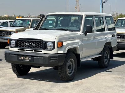 Toyota Land Cruiser 70 LC76 4.2L DSL M/T // 2025 // STD Option With Power Windows , 9 Seats // Special Offer // By Formula