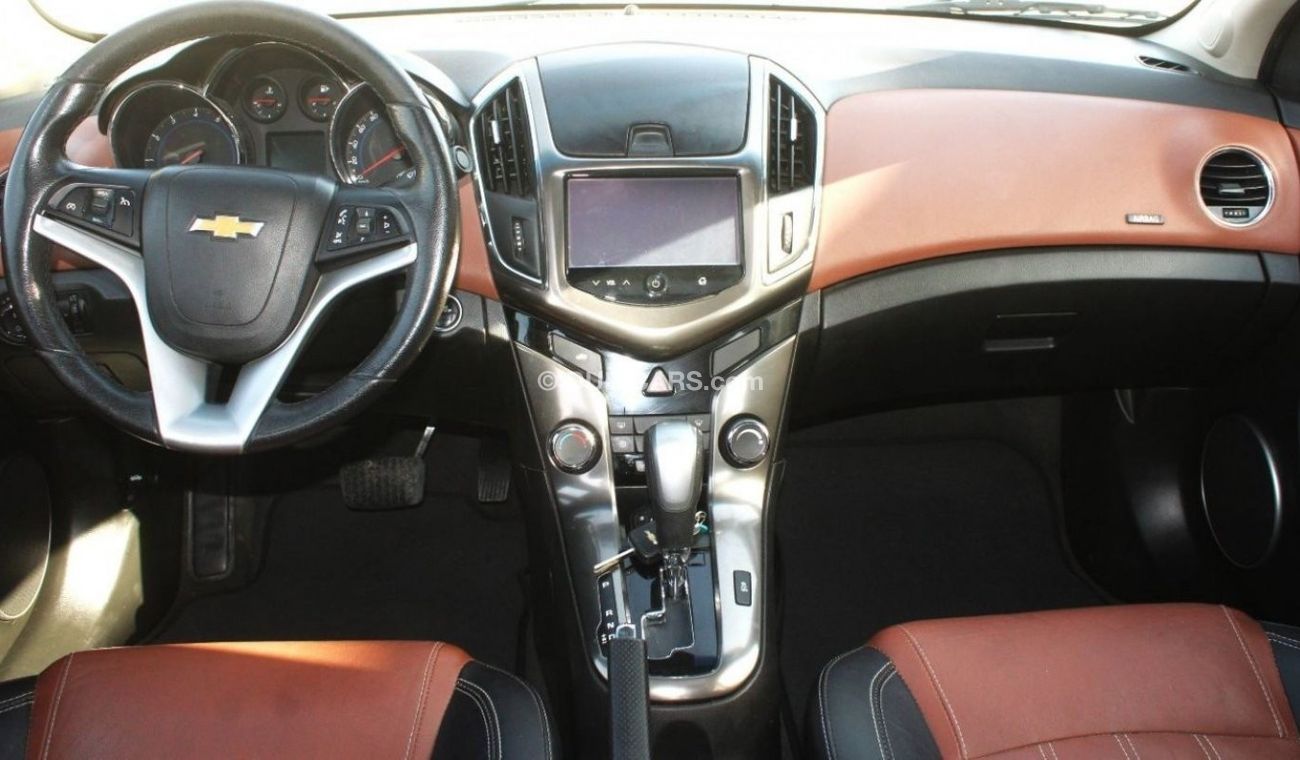 شيفروليه كروز LT شيفرولية كروز 2017 خليجي بحالة ممتازة