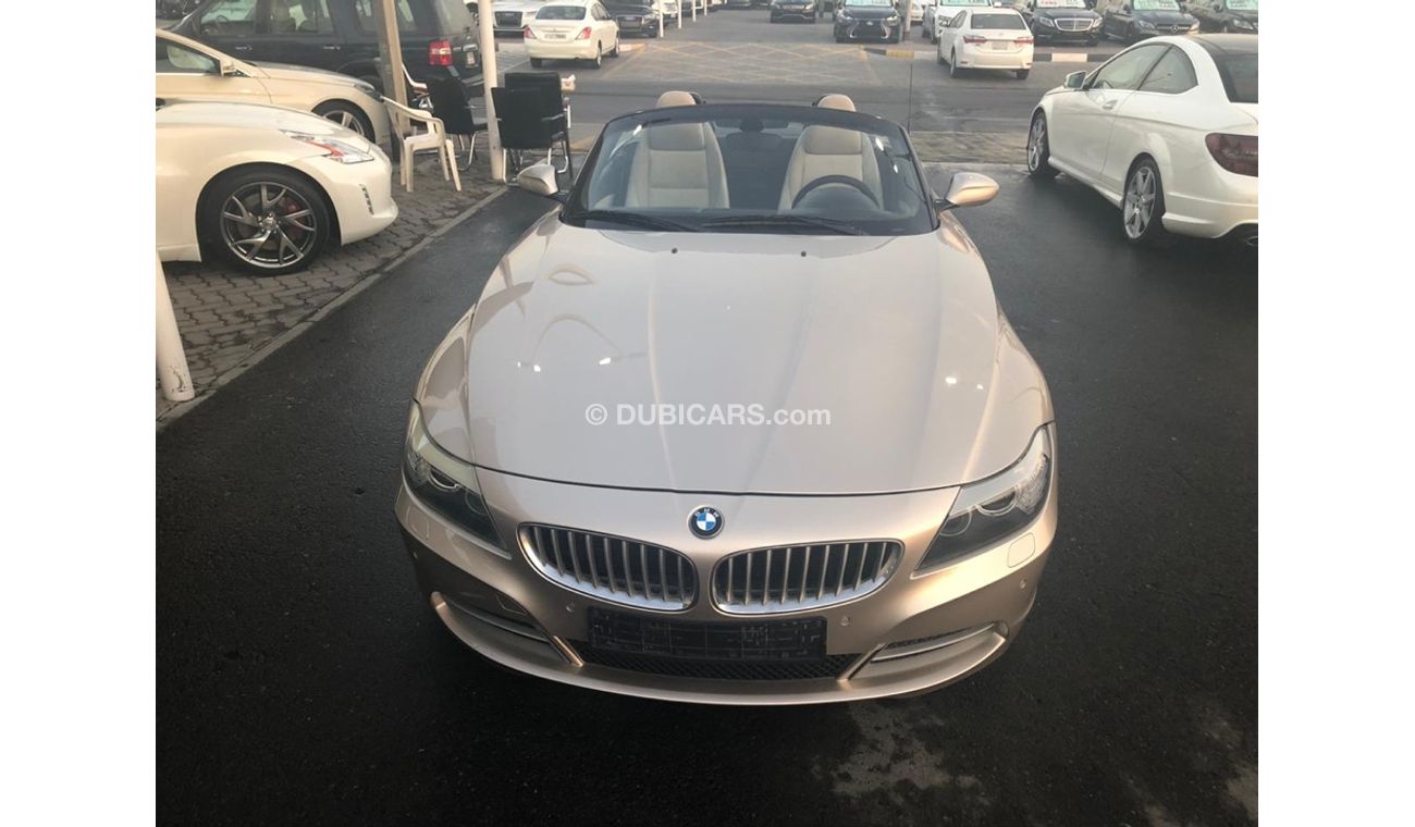 BMW Z4 Bmw Z4  model 2010 GCC CAR PREFECT CONDITION FULL SERVICE FULL OPTION LOW MILEAGE