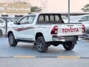 Toyota Hilux GL Toyota Hilux Full Option, 2.4-litre diesel, manual gearbox.
