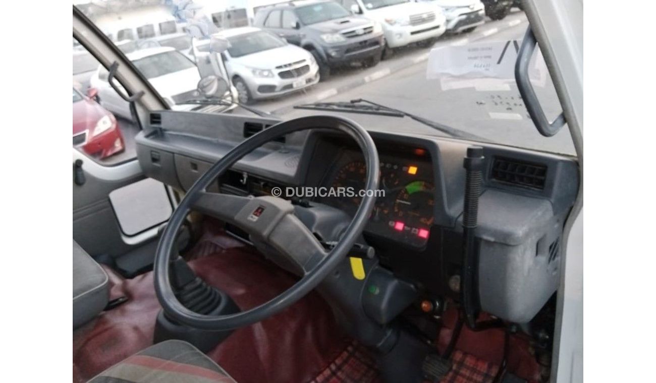 Mitsubishi Fighter MITSUBISHI FIGHTER TRUCK RIGHT HAND DRIVE(PM1072)